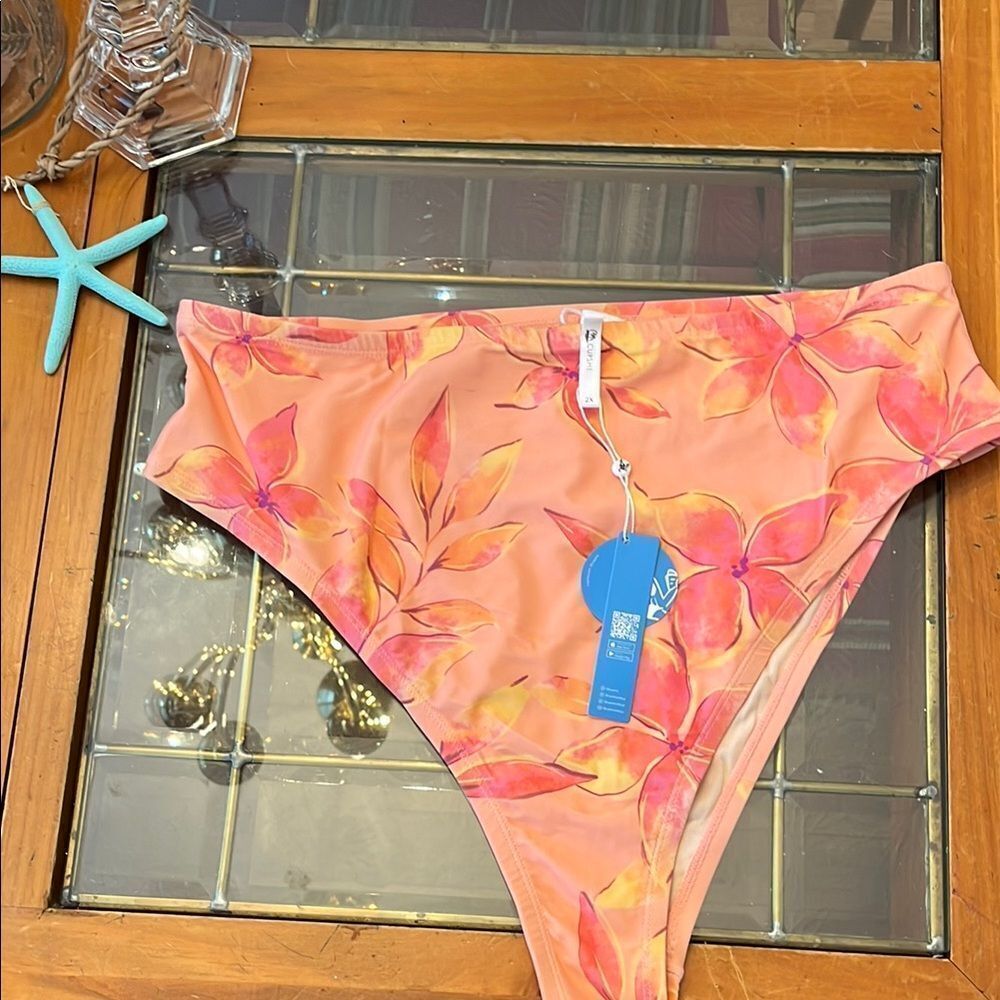 NWT Cupshe Tropical Pink Floral Bikini Bottom